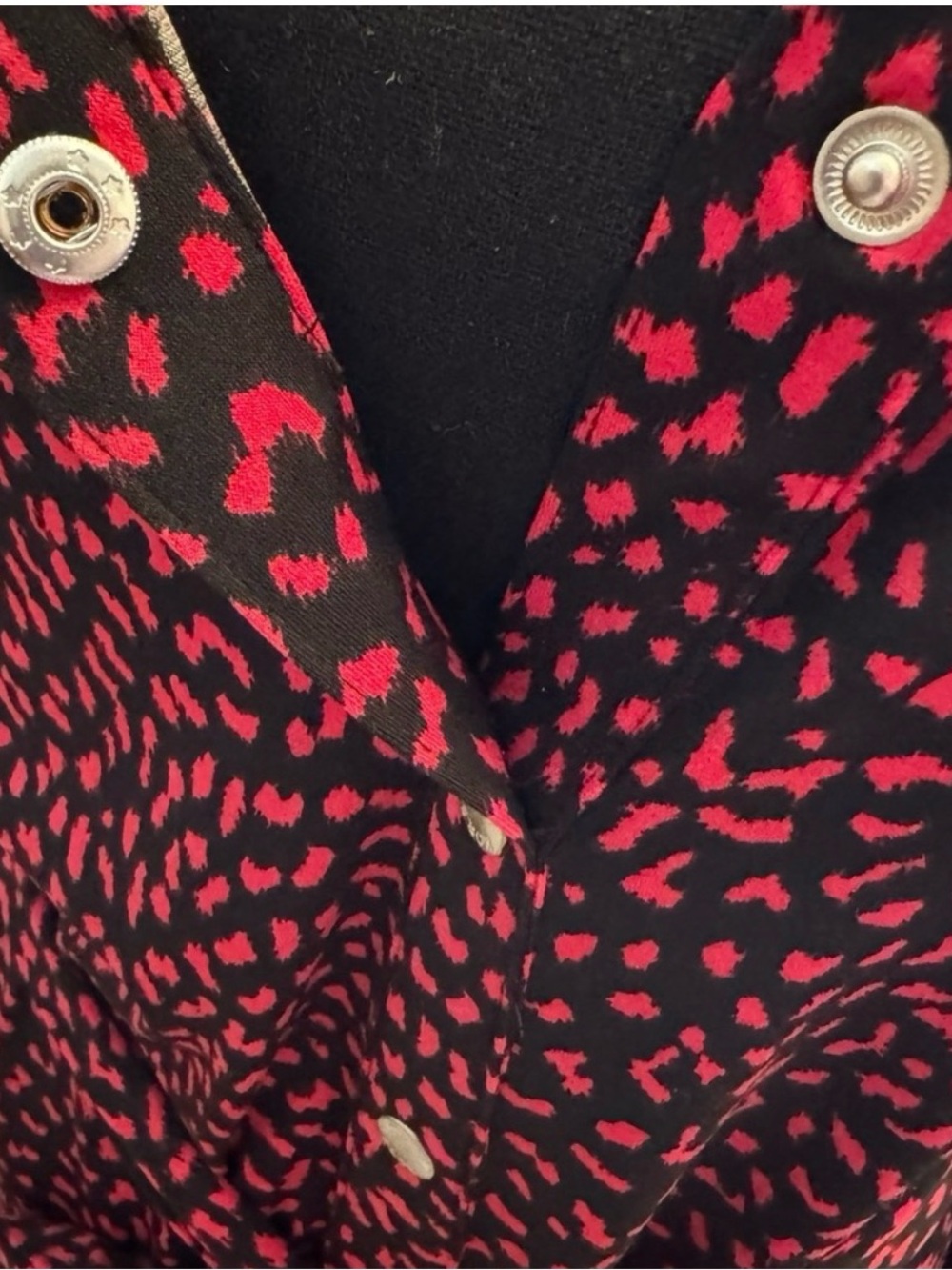 New with tags Michael Kors Black Dress with Red Animal Print snap front and belt